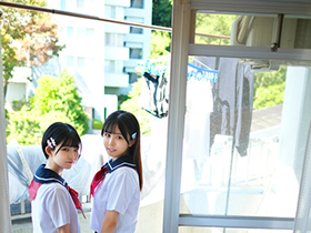 団地ふたりぼっち 姉こなつ妹らん パパとママがいない夜に・・・　サンプル画像02